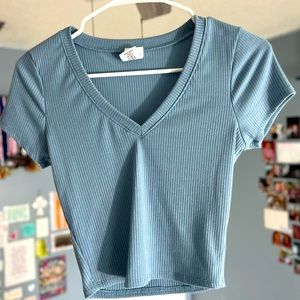 Brand new tillys cropped t-shirt